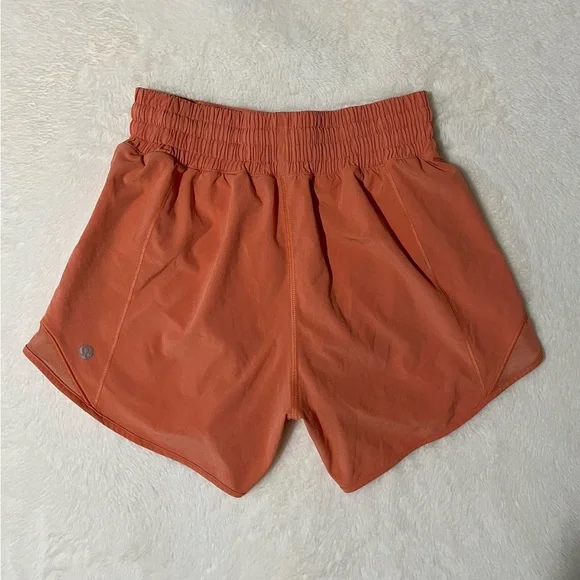 ☄️ Lululemon Size 2 Orange Hotty Hot High-Rise Lined Shorts (4” Inseam) - Picture 2 of 15